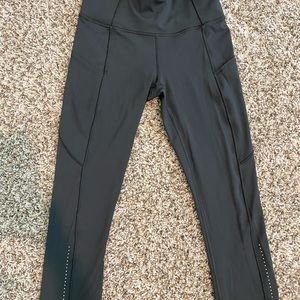 Lululemon Fast and Free 19 crop